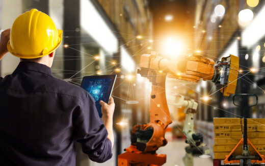 Real-time Inventory Management in Order Fulfillment: Technology Driven Efficiency